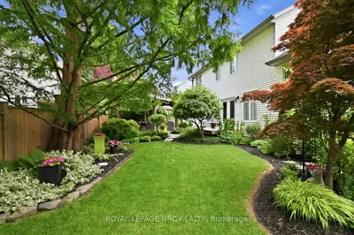 15 Brigantine Court, St. Catharines, On L2m 7v4