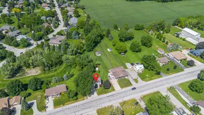 Detached in Wellesley