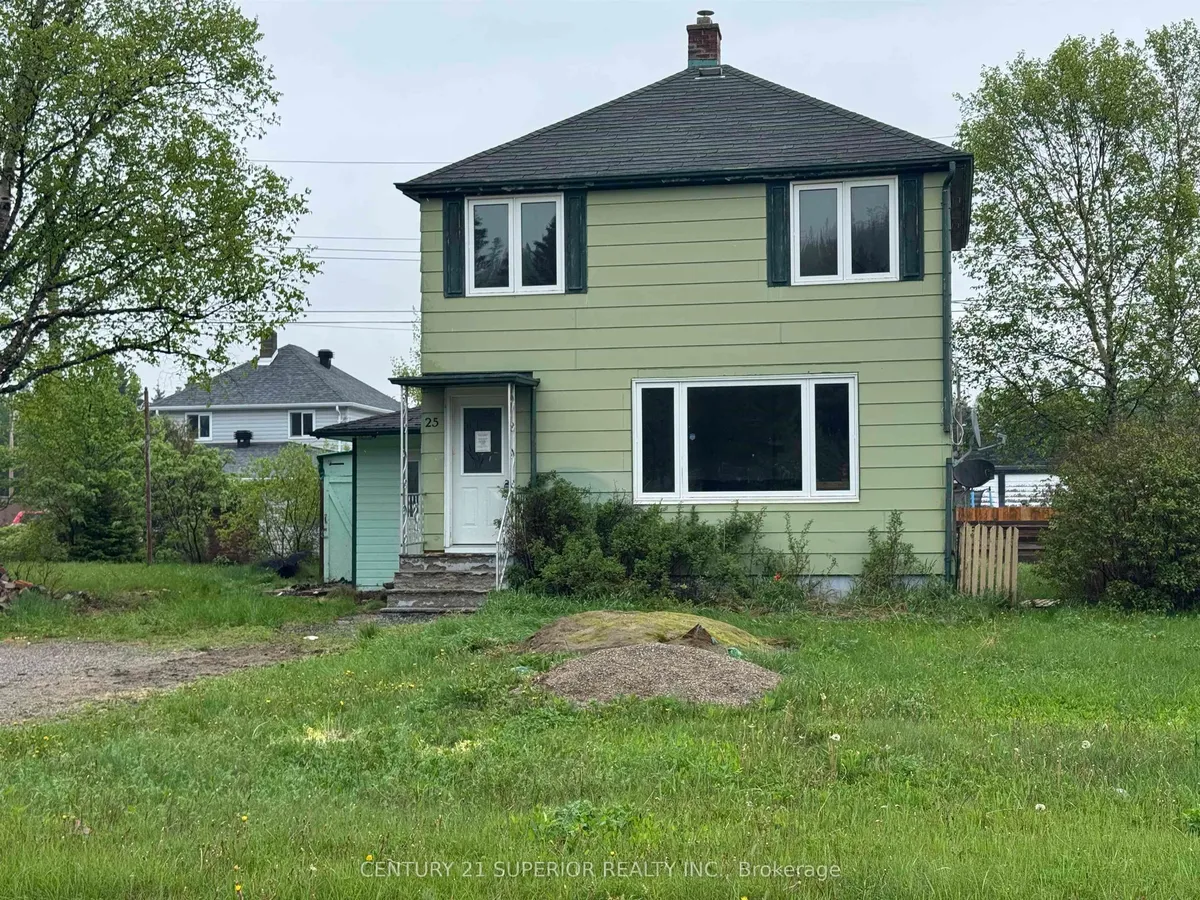 Detached in Marathon