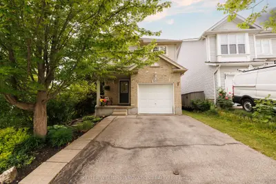 Detached in Waterloo
