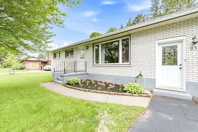 23 Thomas Street, Deep River, On K0j 1p0