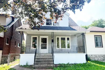 Detached in Windsor