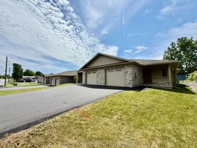75 Seymour Street W, Centre Hastings, On K0k 2k0