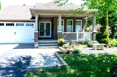 77 Birchfield Avenue, Kanata, On K2m 2n4