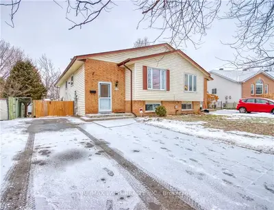 Semi-Detached in Kingston