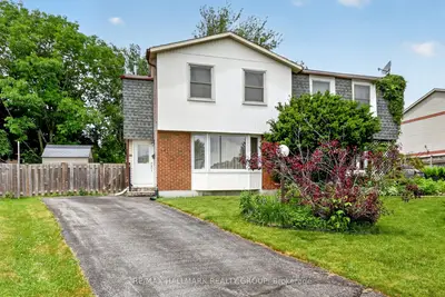 Semi-Detached in Barrhaven