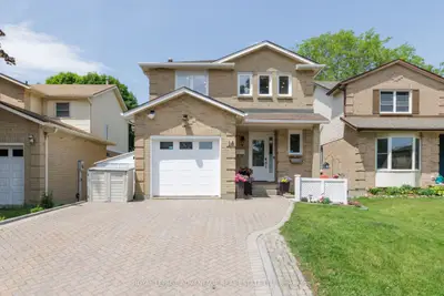 Detached in Kingston