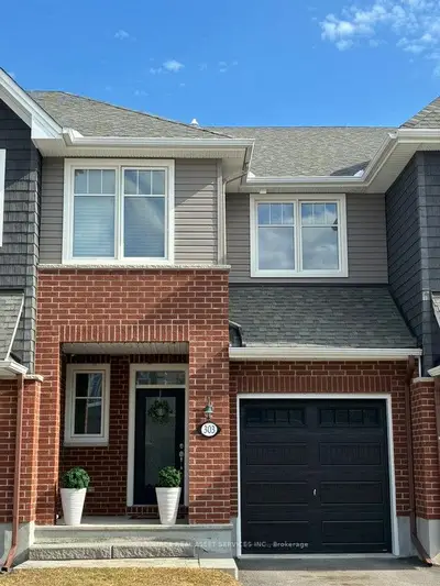 Att/Row/Townhouse in Orleans - Cumberland and Area