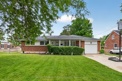 Detached in St. Thomas