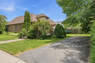 Detached in Hamilton