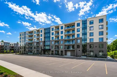 Condo Apartment in Waterloo