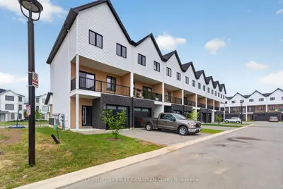 Condo Townhouse in London North