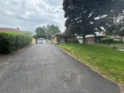 Detached in London East
