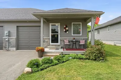 Att/Row/Townhouse in Trent Hills