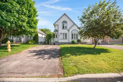 Detached in Hawkesbury