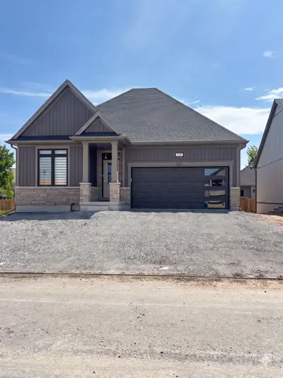 Detached in Niagara-on-the-Lake