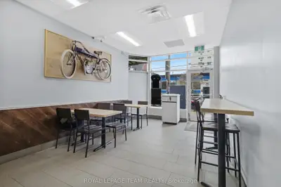 218 Laurier Avenue E, Lower Town - Sandy Hill, On K1n 6p2