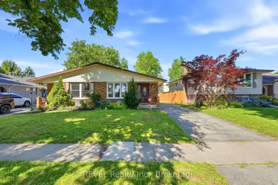 Semi-Detached in Niagara Falls