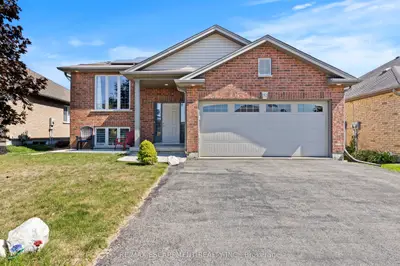 92 White Water Drive, Norfolk, On N0a 1n9