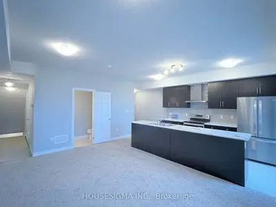 Condo Townhouse in Kitchener