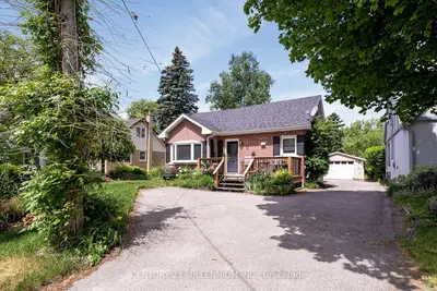 Detached in Erin