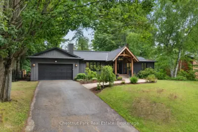 Detached in Bracebridge