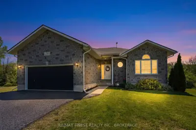 Detached in Loyalist