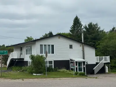 Detached in McMurrich/Monteith