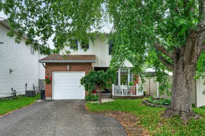 Detached in Kanata