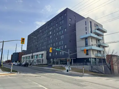 Condo Apartment in Peterborough