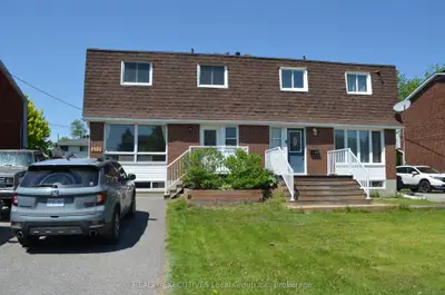 Semi-Detached in North Bay