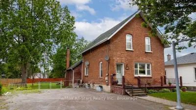 Detached in Kawartha Lakes