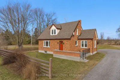 Detached in Kingston