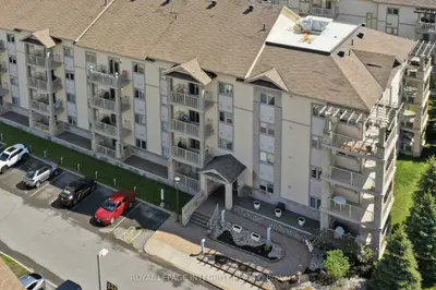 Condo Apartment in Orleans - Cumberland and Area