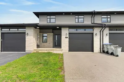 592 Albert Street, South Huron, On N0m 1s1