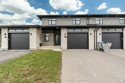 592 Albert Street, South Huron, On N0m 1s1