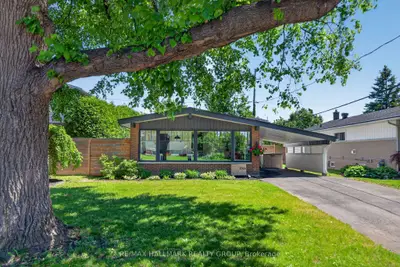 Detached in Alta Vista and Area