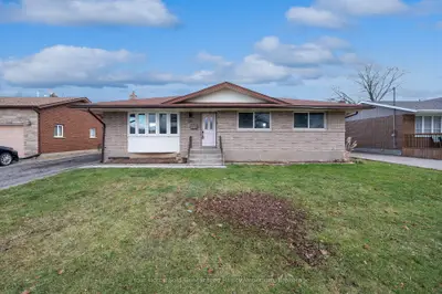 Detached in Thorold