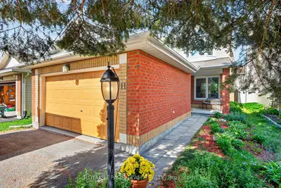 Detached in Barrhaven
