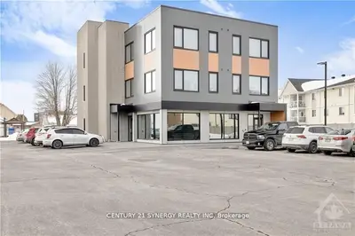 Multiplex in Casselman