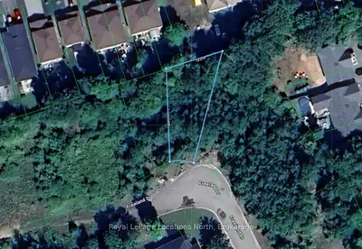31, 27, 25 (lots13,14,15) Freeland Drive, Gravenhurst, On P1p 1z6
