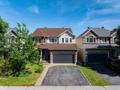 Detached in Barrhaven