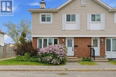 Condo Townhouse in Orleans - Convent Glen and Area