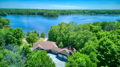 Detached in Frontenac