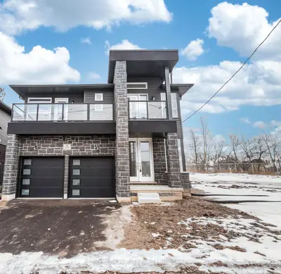 Detached in Welland