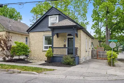 Detached in London South