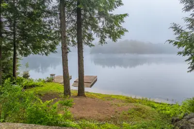 7 Baby Lake Road, Seguin, On P2a 2w8