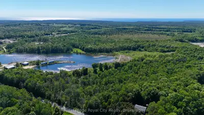 42 Warner Bay Road, Northern Bruce Peninsula, On N0h 2r0