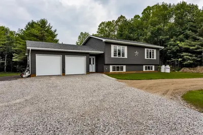 1759 Drummond Con 7 Road, Drummond/north Elmsley, On K7h 0l8