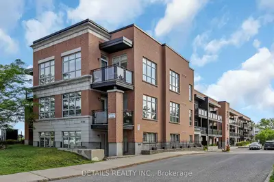 Condo Apartment in Barrhaven